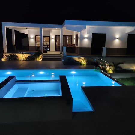 Luxury Villa Anemone With Private Pool Pastida Exteriér fotografie